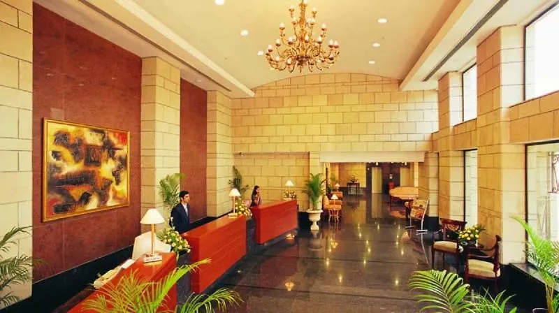 Ramada By Wyndham New Delhi Pitampura Hotel