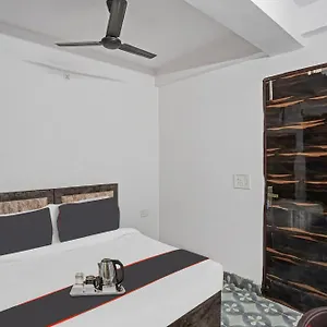 Super O Sk Residency Rohini Hotel